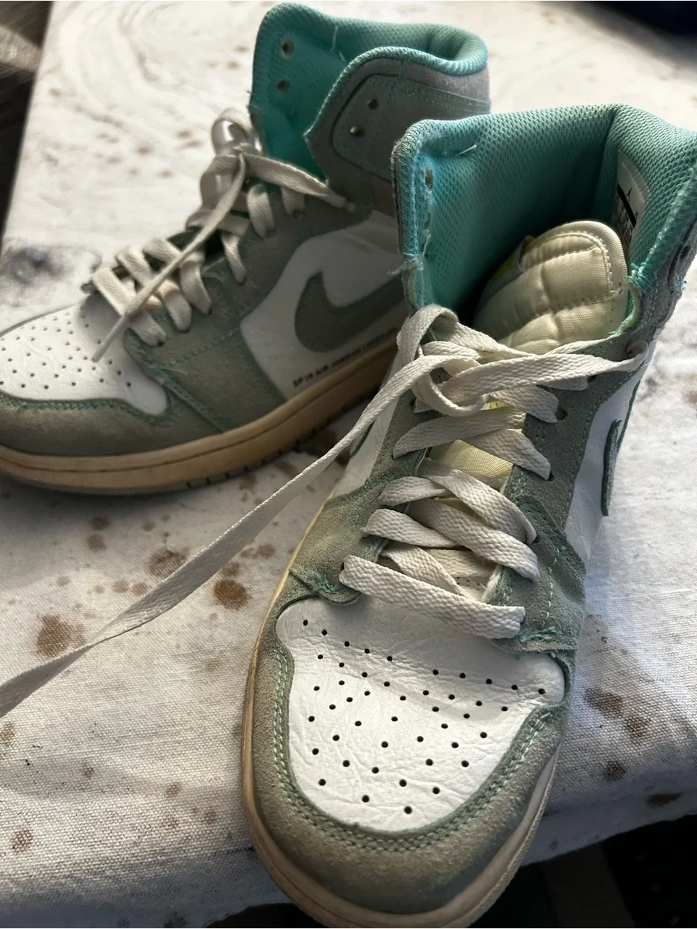 Nike Jordan High-Top Sneakers in White and Mint or Sage size 6.5 youth - Picture 1 of 5